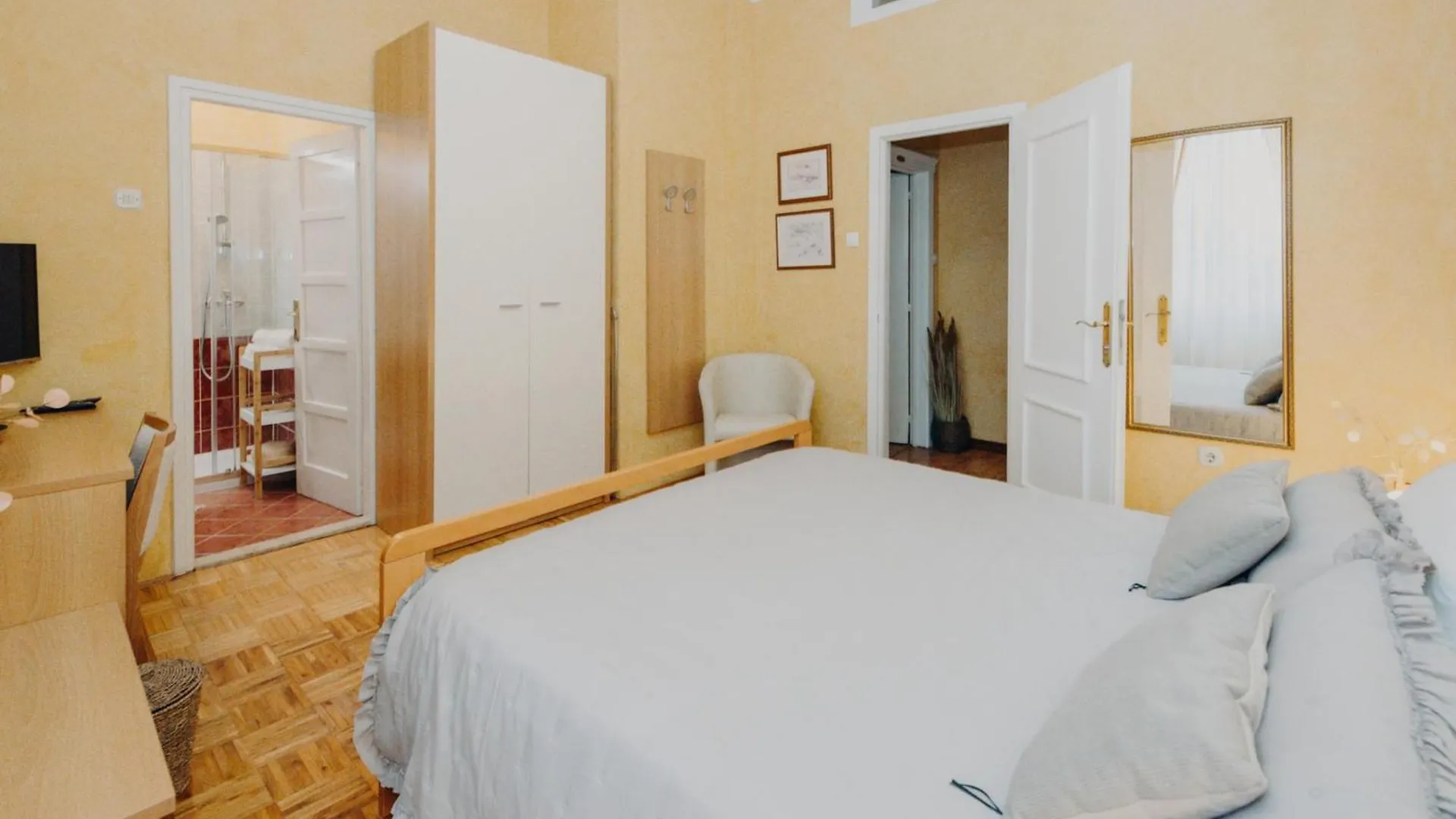 Rooms And Studios Villa Rossella 2 Rovinj 0*,