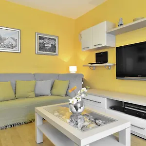 https://cozy-luxury-beach-apartment-split.splithotels.org