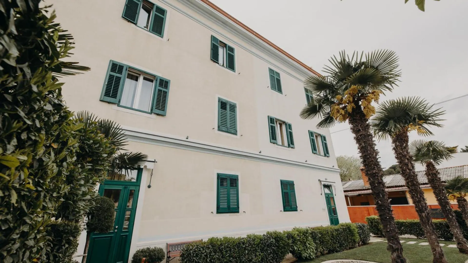 Apartments Villa Rossella 2 Rovigno 0*,  Croazia