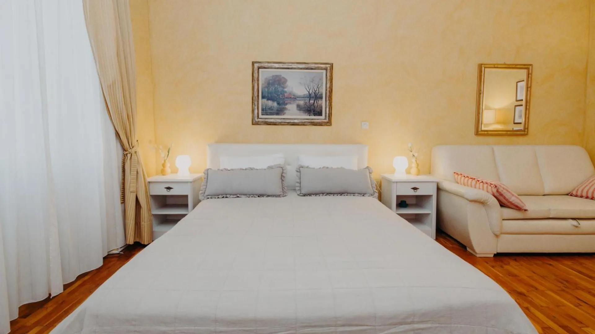 Apartments Villa Rossella 2 Rovigno 0*,  Croazia